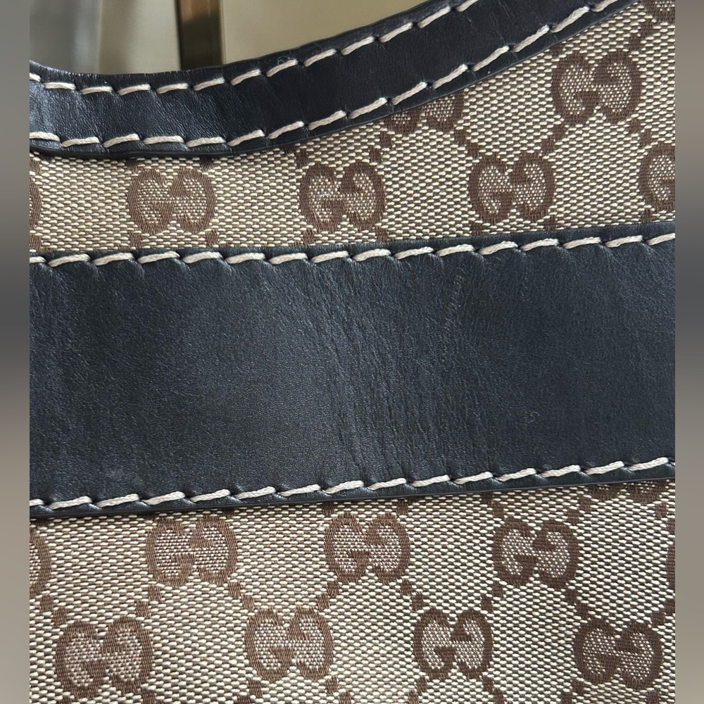 Gucci GG Canvas Queen Medium Hobo Bag w/Dustbag - Picture 6 of 10